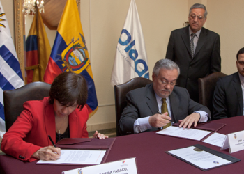 URUGUAY SE SUMA A LOS PAÍSES QUE FIRMAN ENMIENDA DE OLACDE PARA INCLUIR PAÍSES DEL CARIBE EN EL  NOMBRE DE LA ORGANIZACIÓN.