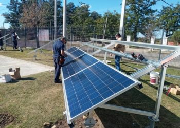 The Technological University of Uruguay has an 11 kW photovoltaic system as part of the ETRELA project activities