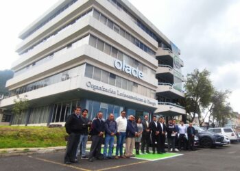 The Latin American and Caribbean Energy Organization (OLACDE) and BYD join forces to drive the transition towards electric vehicles in the region.